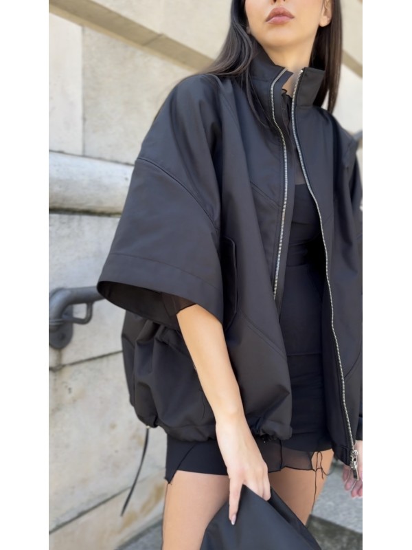 Bomber collar jacket with open sleeves in black