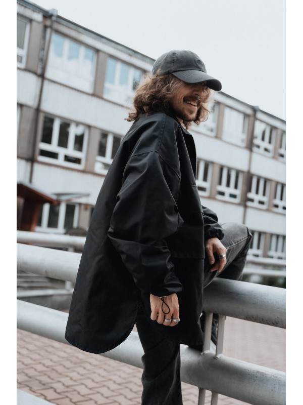 Black oversize shirt jacket