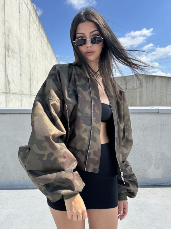 Shorty oversized bomber jacket in camo
