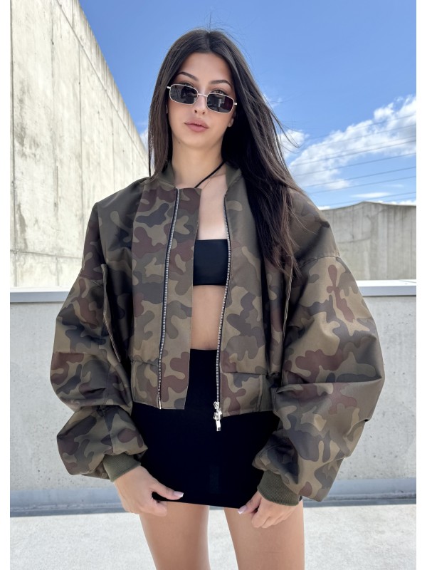 Shorty oversized bomber jacket in camo