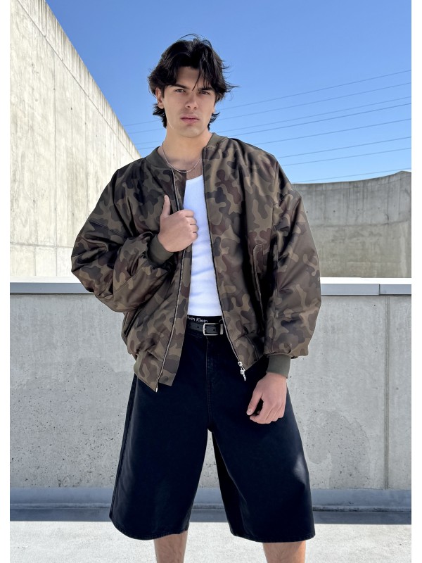 Men's Bomber oversize jacket in camo