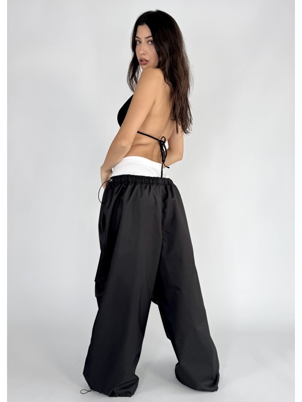Oversized parachute pants