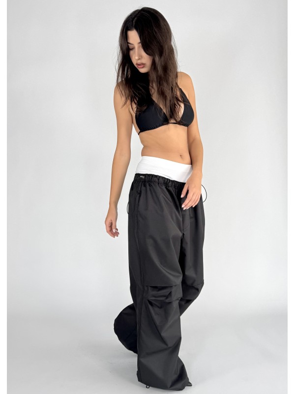 Oversized parachute pants