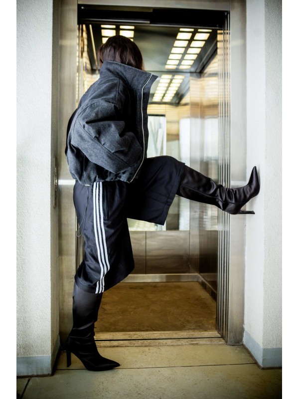 Krótka kurtka bomber denim washed black