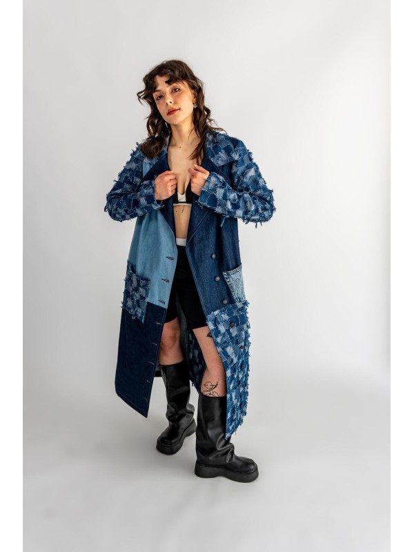 PŁASZCZ JEANS PATCHWORK NIEBIESKI